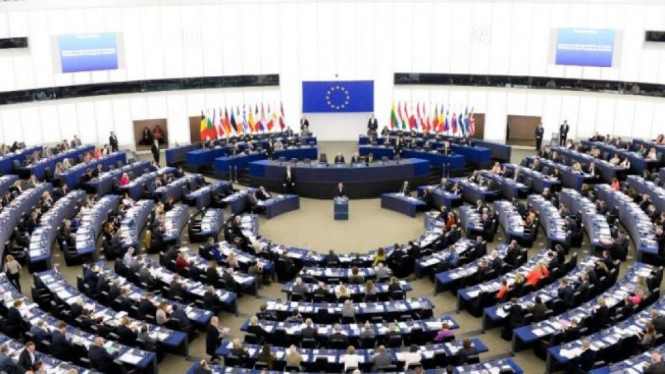 parlamenti-europian-770x367.jpg